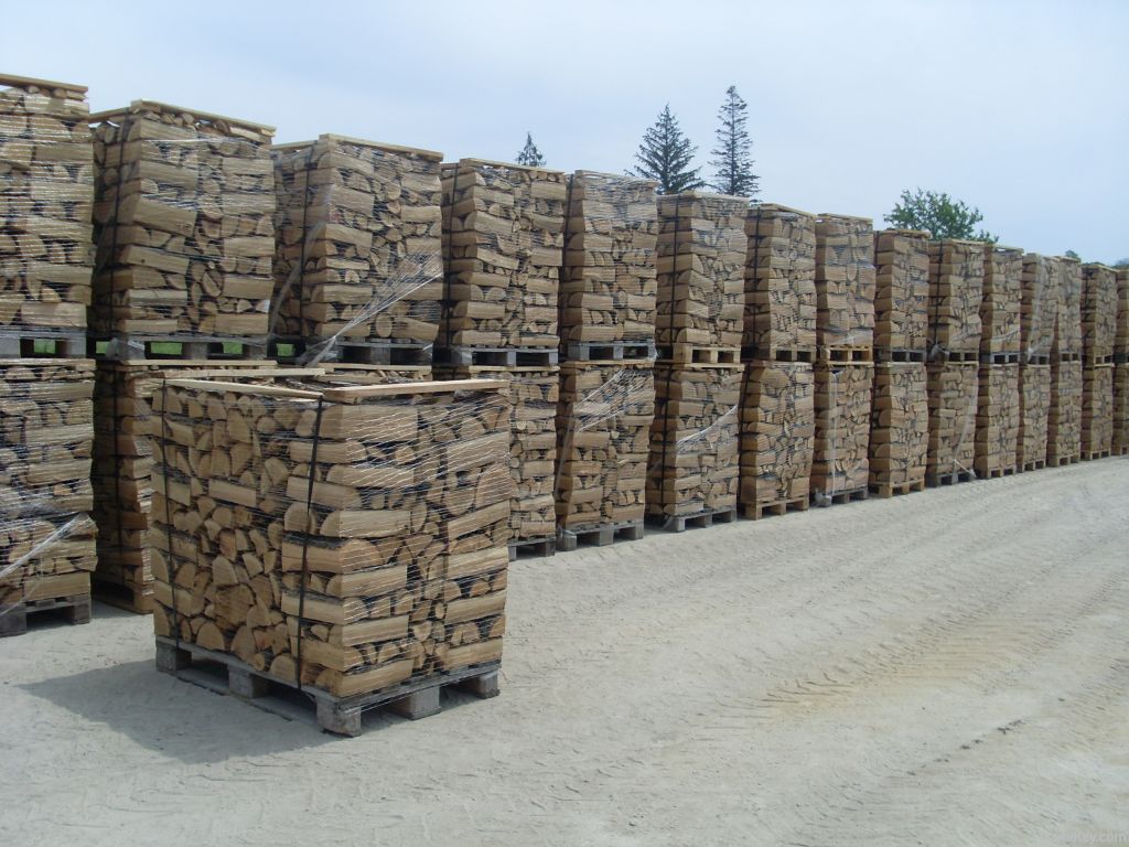 Firewood by 1m3 pallets