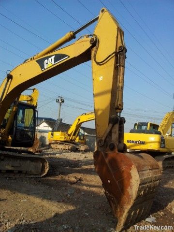 CAT320C