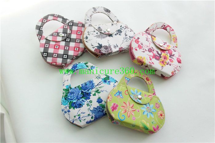 manufacturer offer wholesale price of manicure sets nail clippers nail file promotions for gift