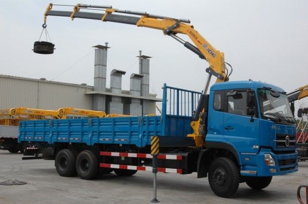 knuckle boom crane