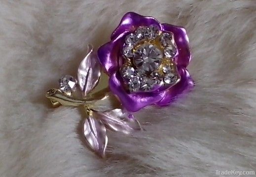 flower design brooch