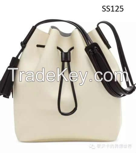 Ladies Drawstring Bucket Bag Shoulder Bag Crossbody Bag with Tassel