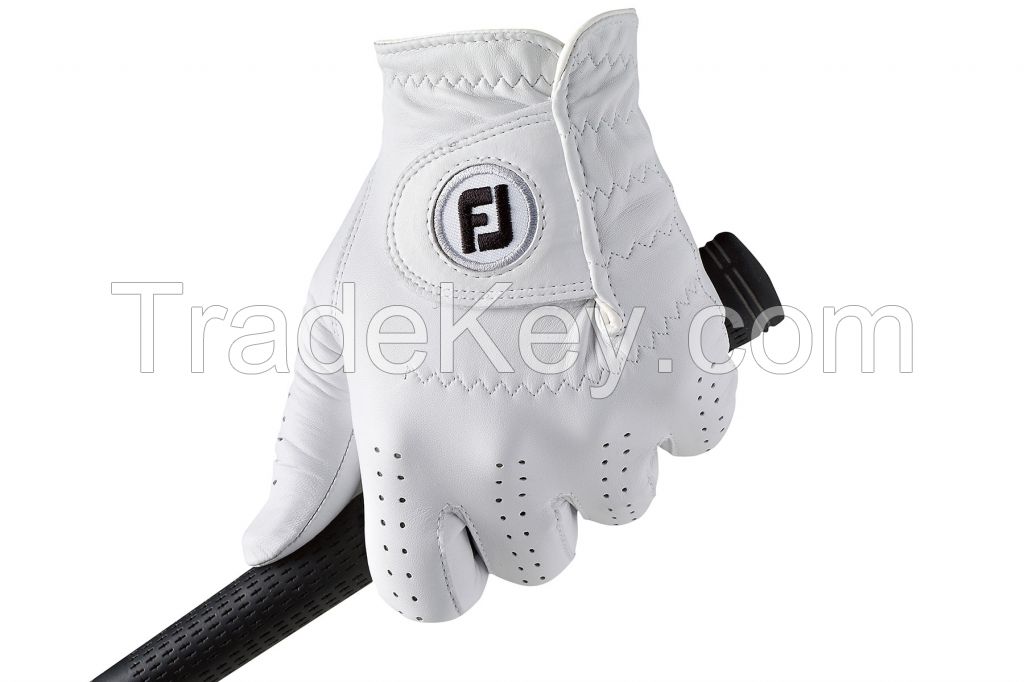 GOLF GLOVES AT GOOD PRICE