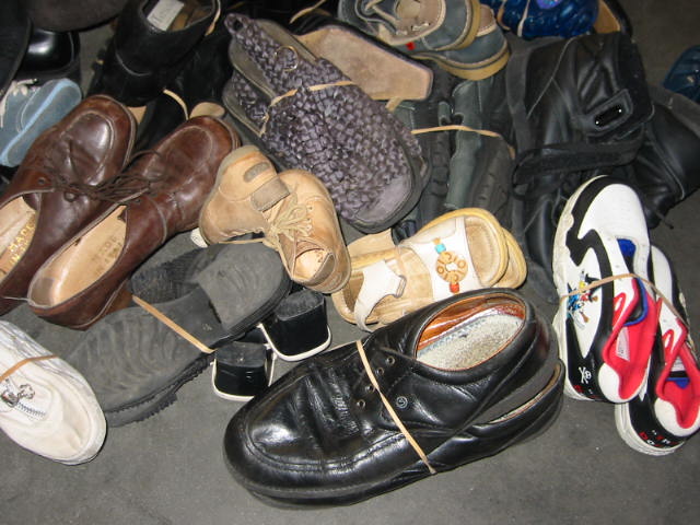 USED SHOES