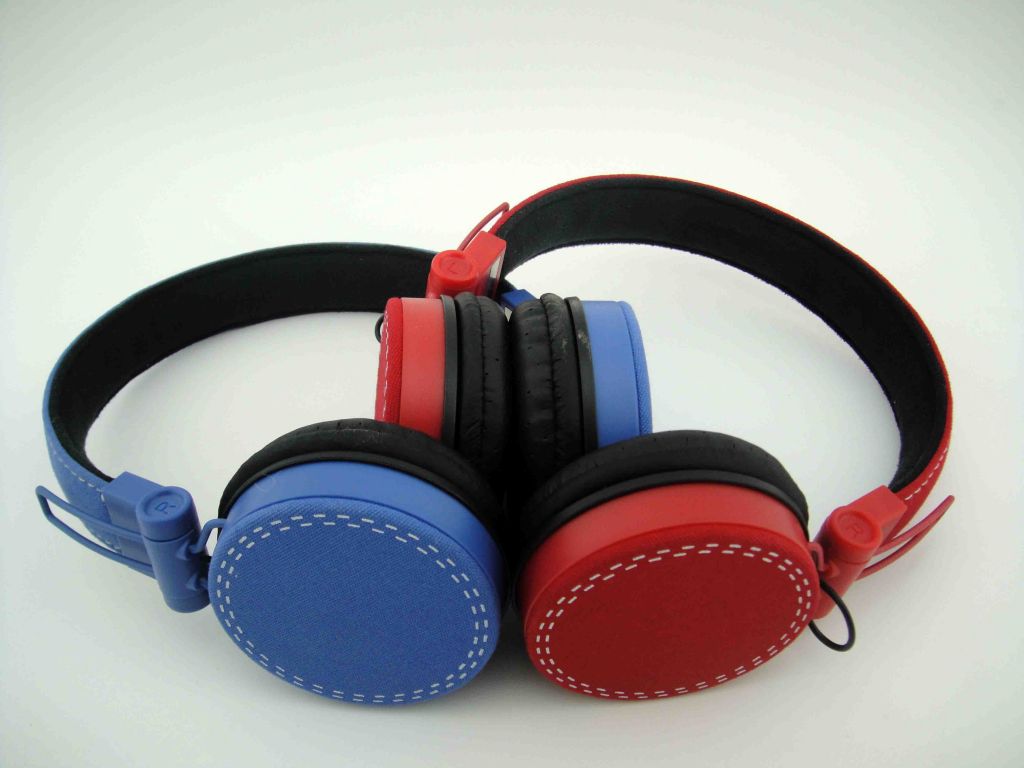 Favorites Compare 2014 new developed fashion headphone 