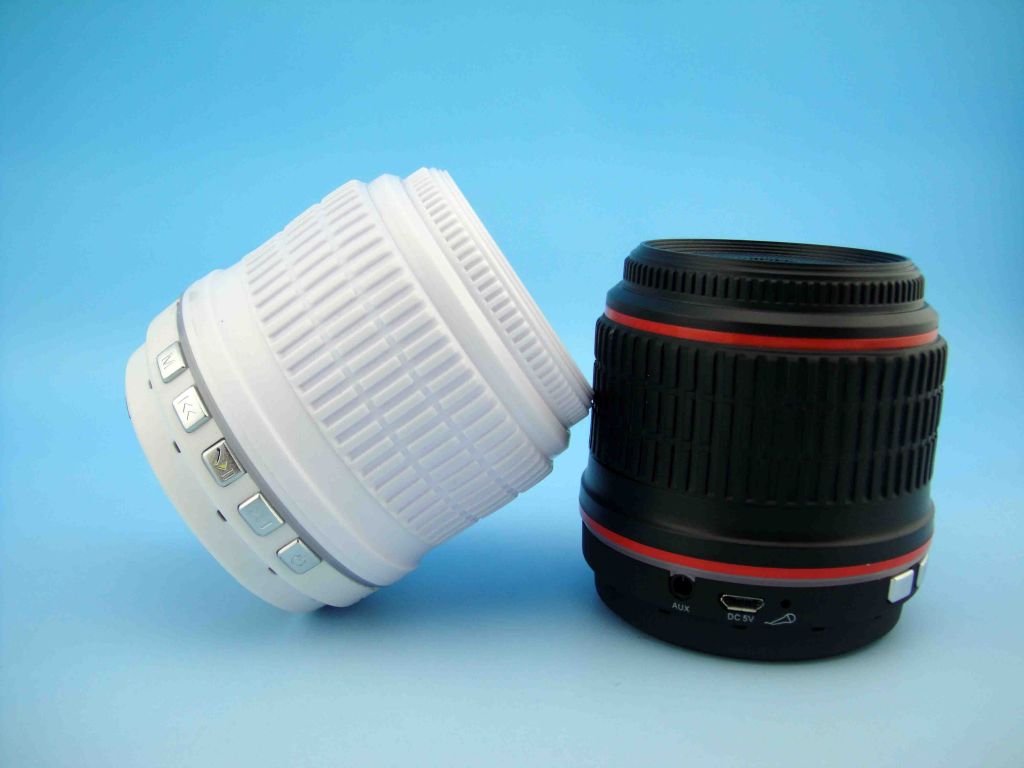 New Portable wireless bluetooth speaker Camera with led design