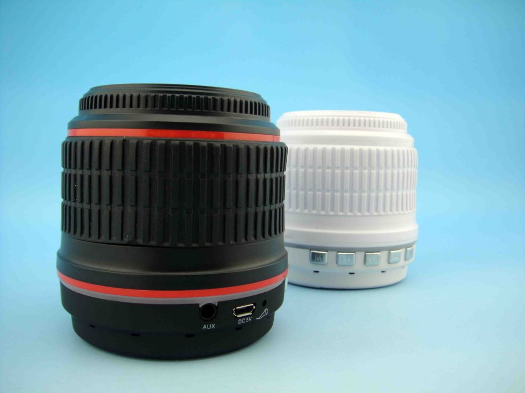 New Portable wireless bluetooth speaker Camera with led design