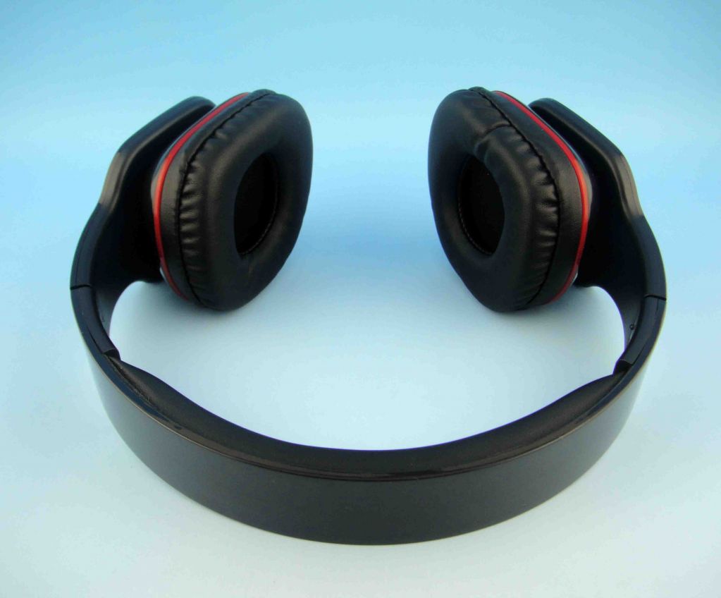High quality sound foldable headphone for mp3/mp4/pc