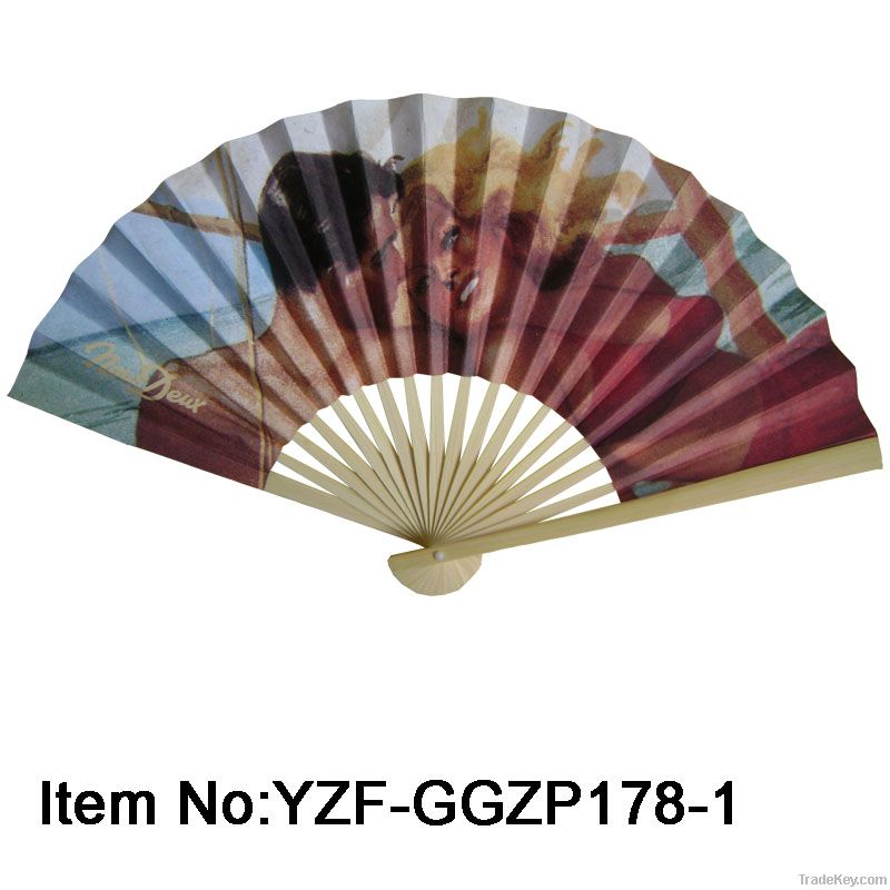 Paper folding fans made of bamboo for holiday gifts