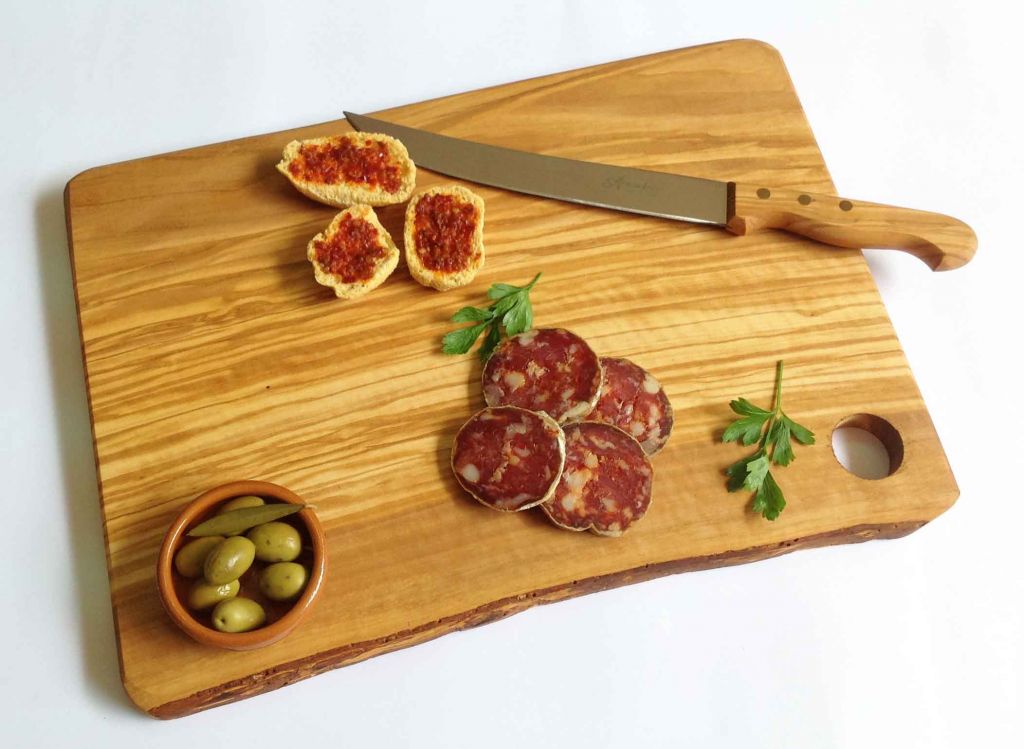 Olive wood cutting board