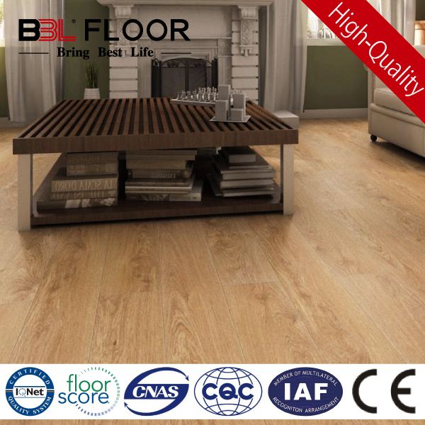 12mm Medium Royal Oak Wood Grain Laminate Flooring 700177