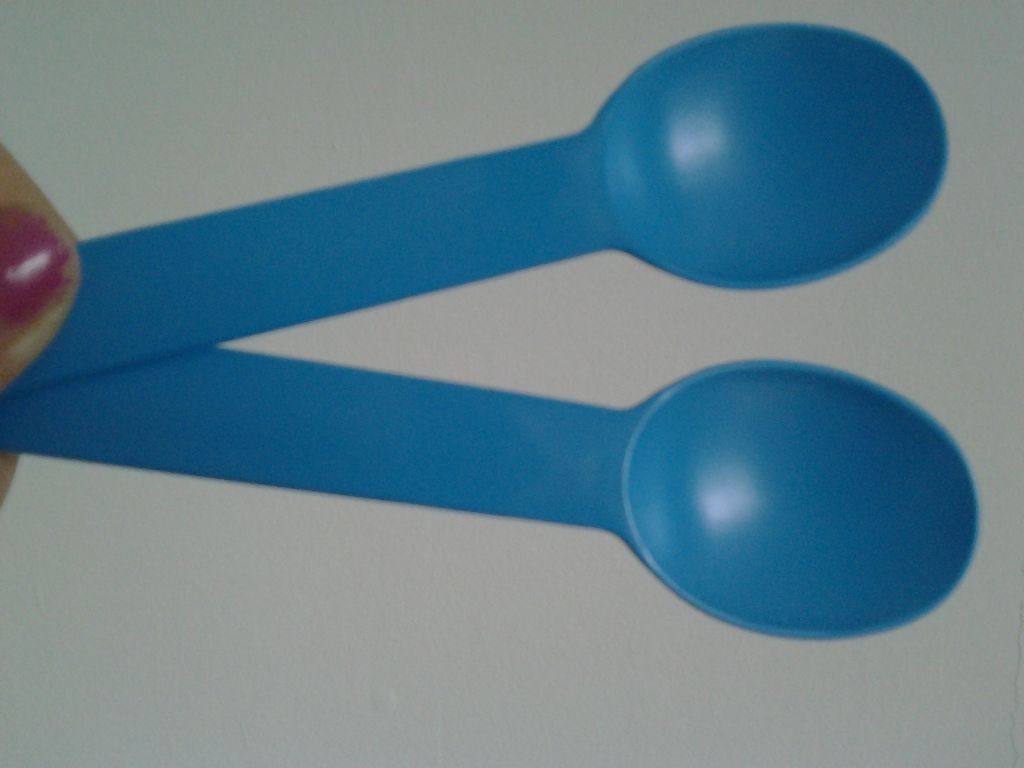 disposable colored ice cream spoon