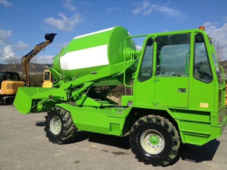 Concrete mixer MERLO DBM 3500 EV