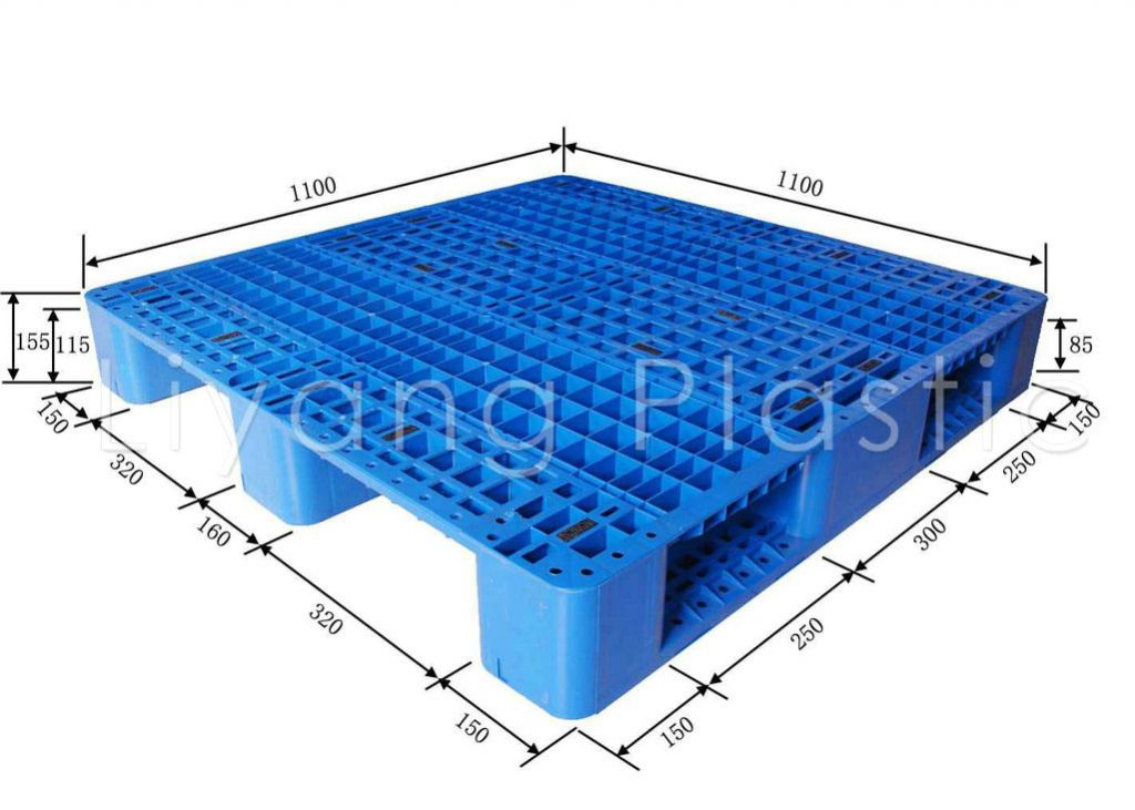 plastic pallet