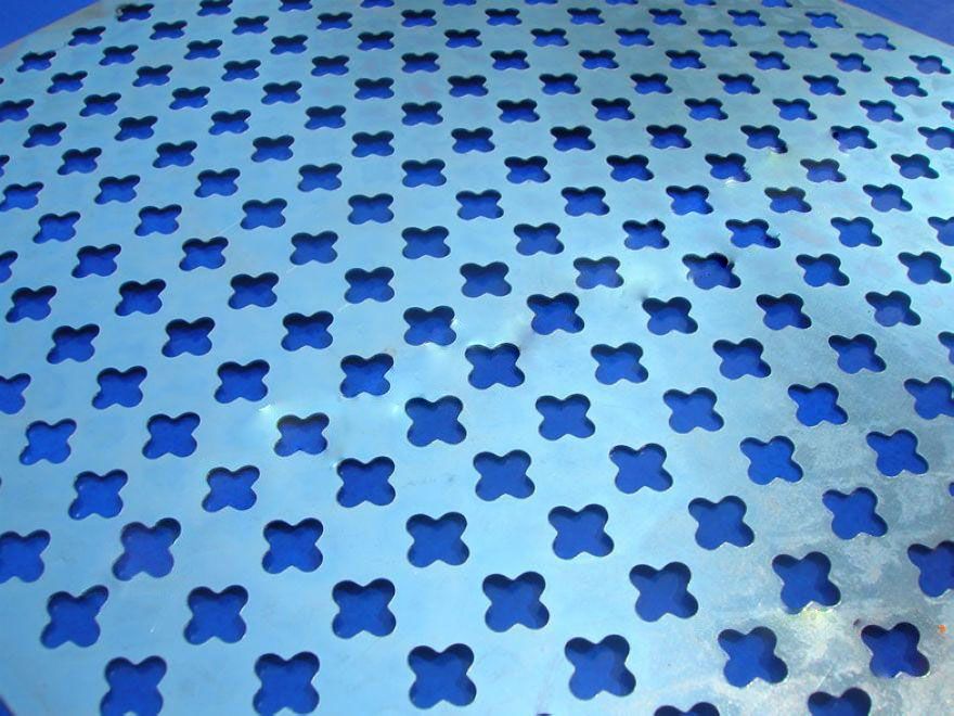 round hole net