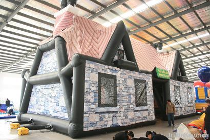 Inflatable castle