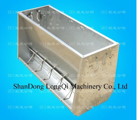 Pig Feeder with feed quantity adjustable facility