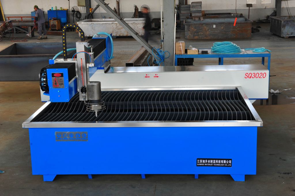 CNC UHP WATERJET CUTTING MACHINE