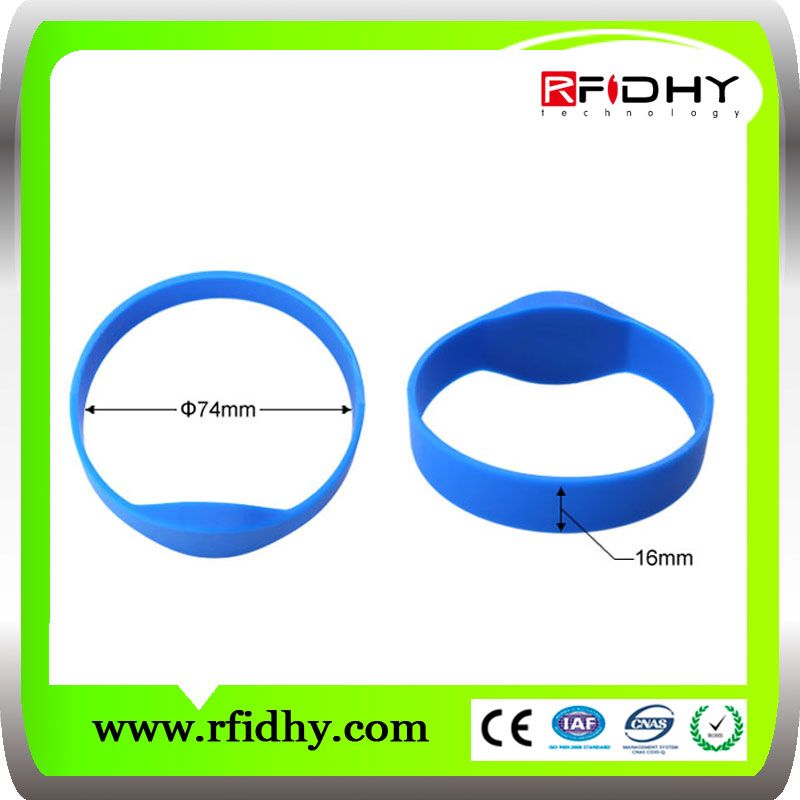 Silicone wristband