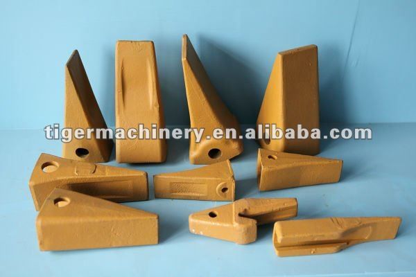 Sell HAEVY CONSTRUCTION MACHINERY PARTS DEAWOO DH220 2713Y1217RC ROCK CHISEL TOOTH  