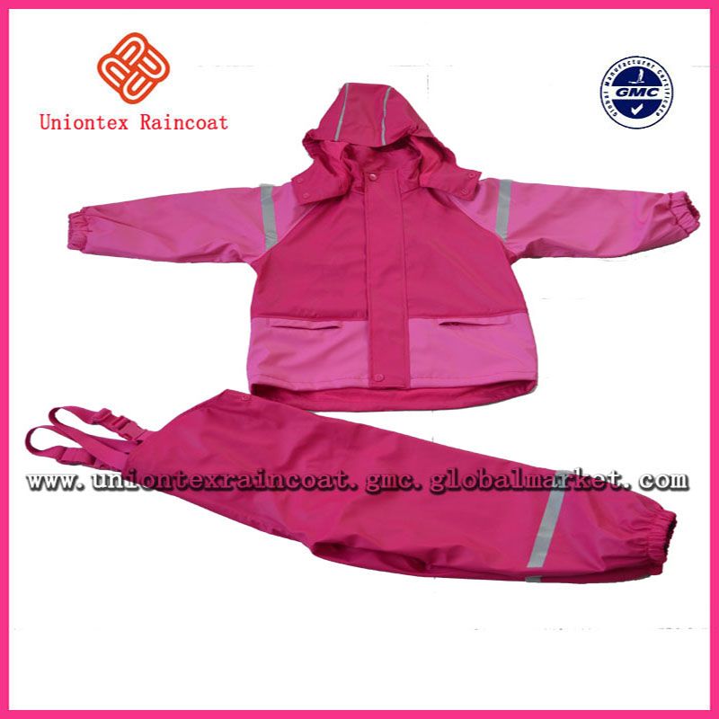 Newest Children's PU Waterproof Raincoat / rainset