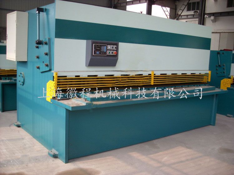 QC12Y hydraulic swing shearing machine