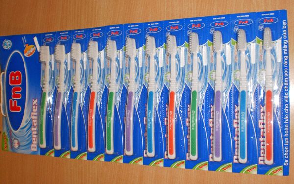 DENTAFLEX Toothbrush