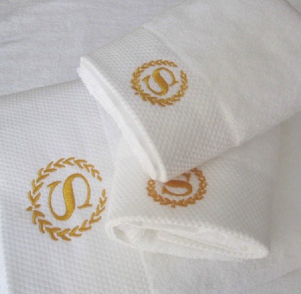 100% cotton embroidered white bath towel with dobby hem