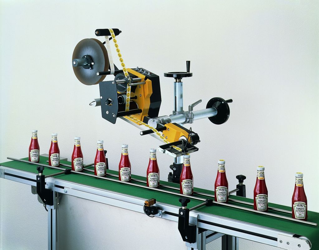 Automatic Labeling Machine