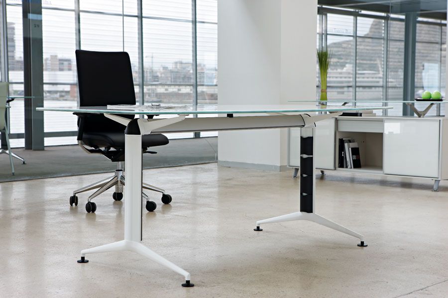 LX series office desk