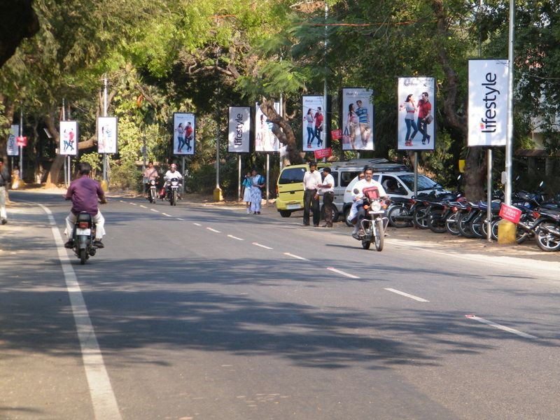 pole kiosk