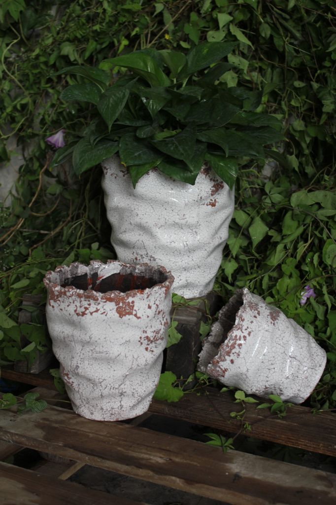 garden's glazed craft ceramics pots