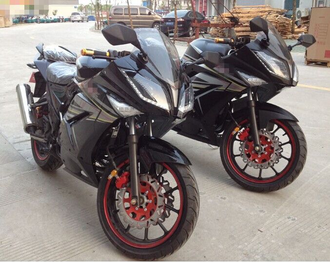 Good Price EEC Racing Motorcycle Sport Motorcycle Street Motorcycle