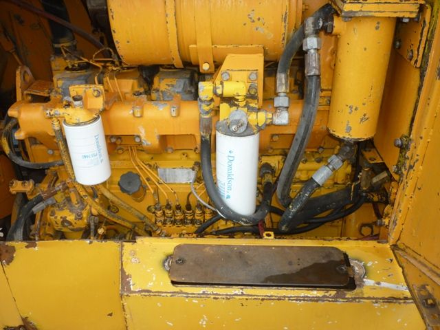 Used Komatsu Motor Grader (GD605A-5) YEAR 1994