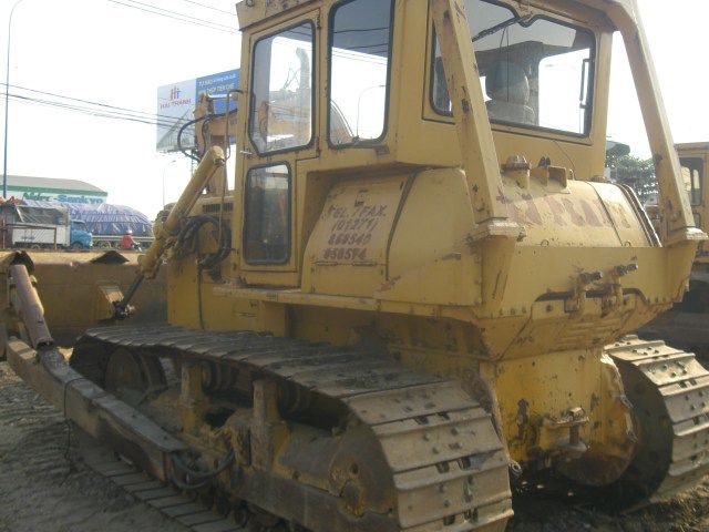 Used Komatsu D53-16