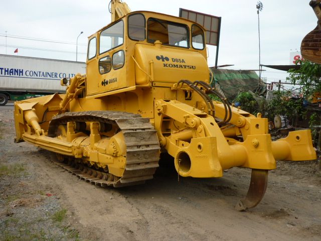 Used Komatsu D80A-12