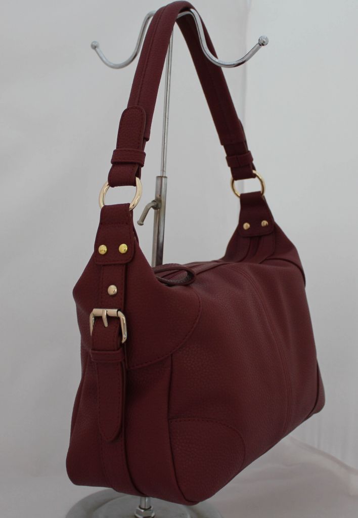 Side buckle strap shoulder bag