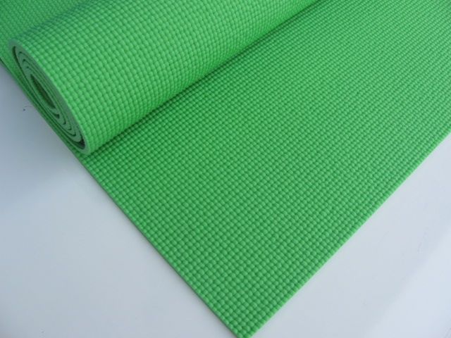 QUNXIU Yoga Mat Material