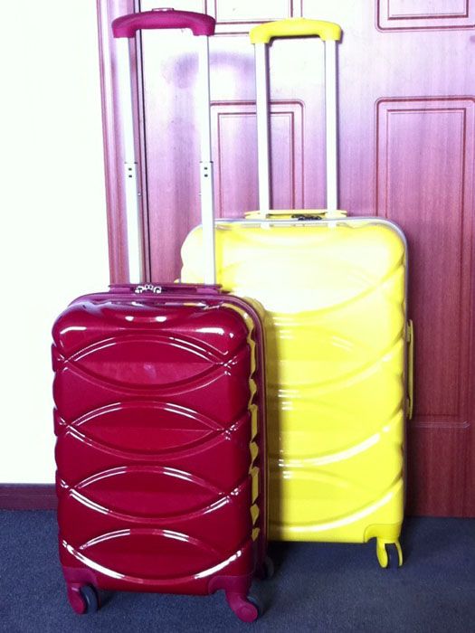 hard shell travel trolley luggage