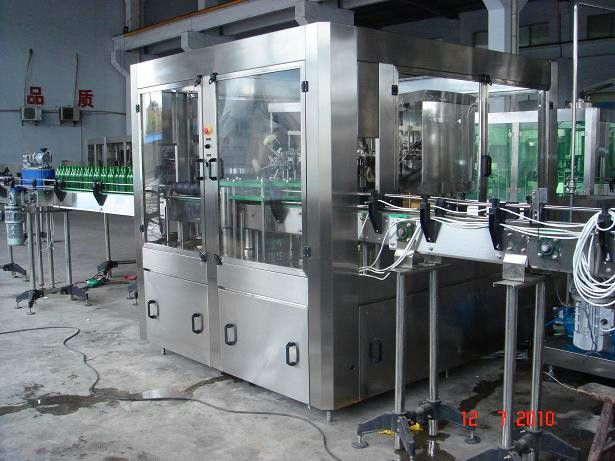 small carbonated drink filling machine