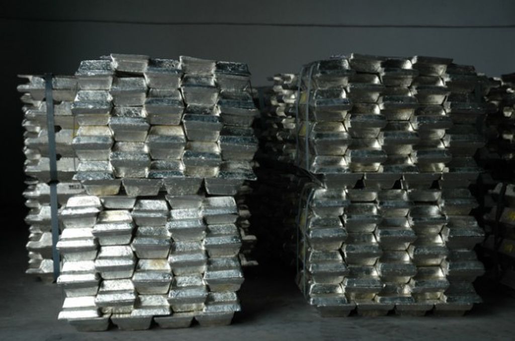 99.995% Zinc ingot high quality