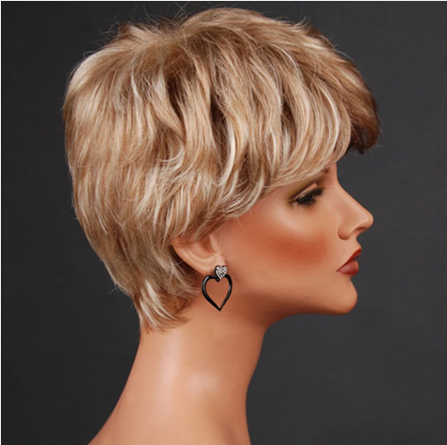 Fluffy Fashionable Kanekalon Women Short Wigs