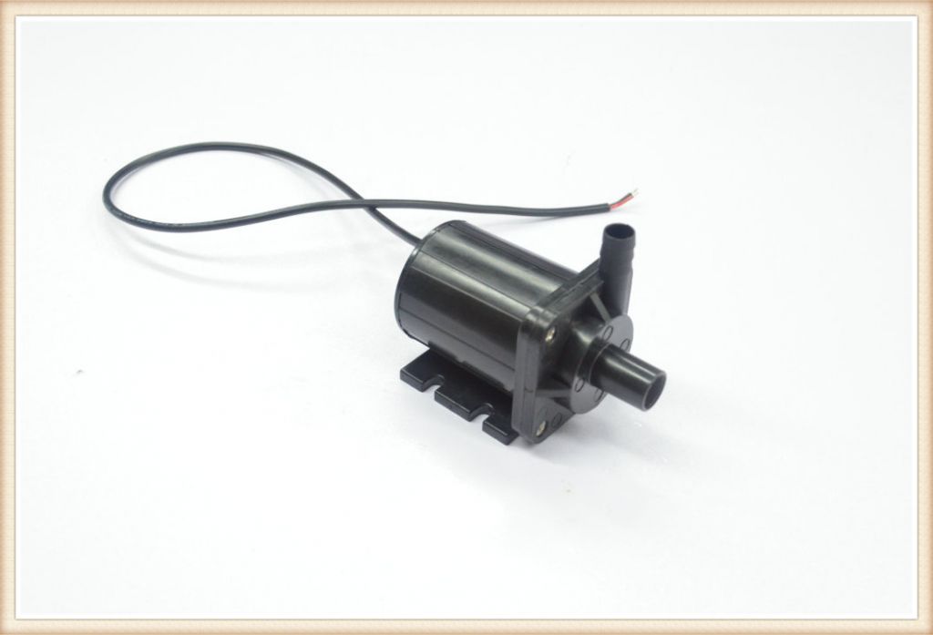 Pump/aquarium fish tank water pumps are made in China