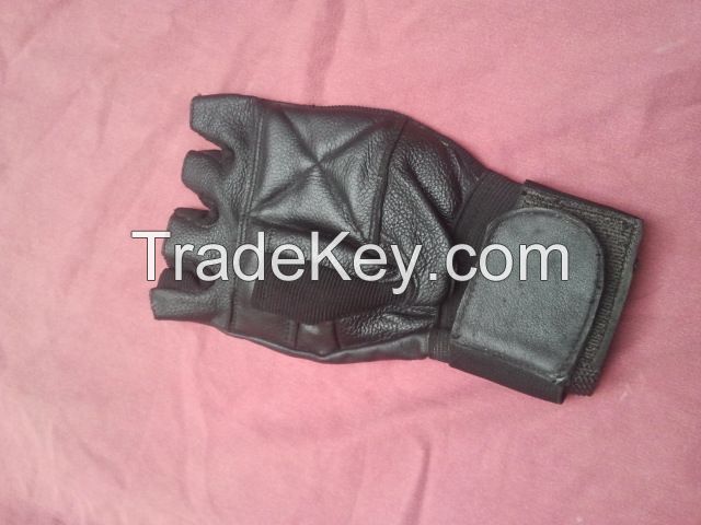 LEATHER GOODS