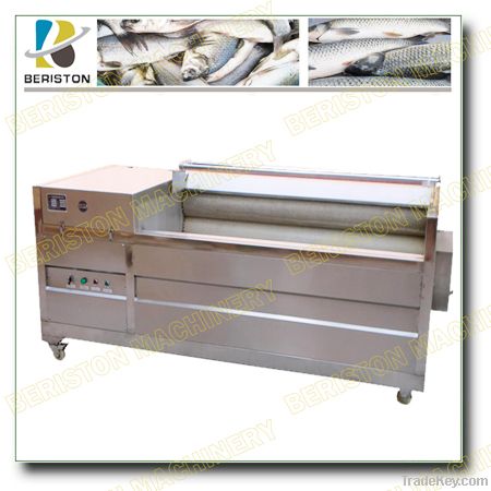 Fish scale removing machine