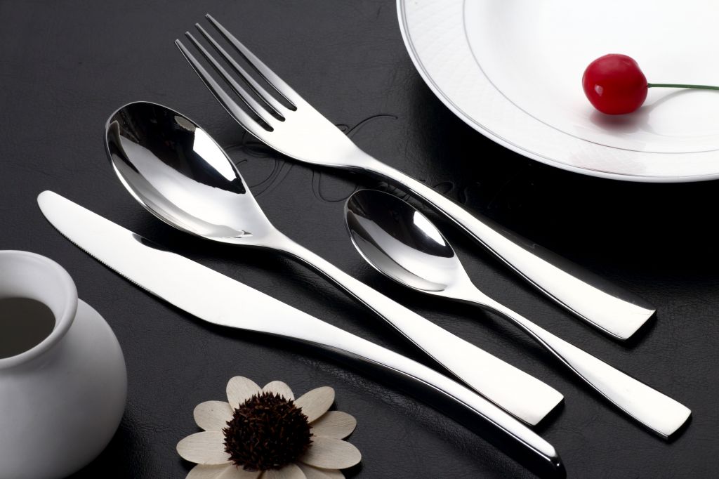 Packed with Knife, Fork, and Spoon Metal Flatware Canada