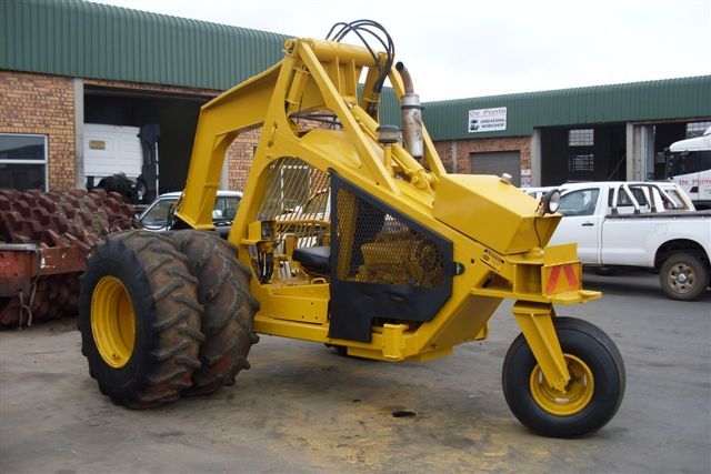 sugar cane harvesters, Bell cane loaders