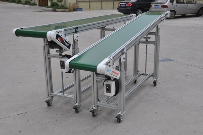 Belt Conveyor For Injection Molding Machinery