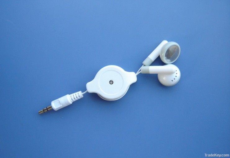 2013 hot selling magnetic retractable earphone