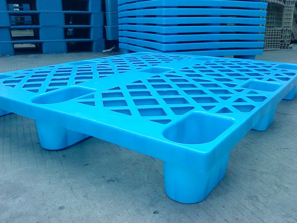 1108 single side light duty plastic pallets